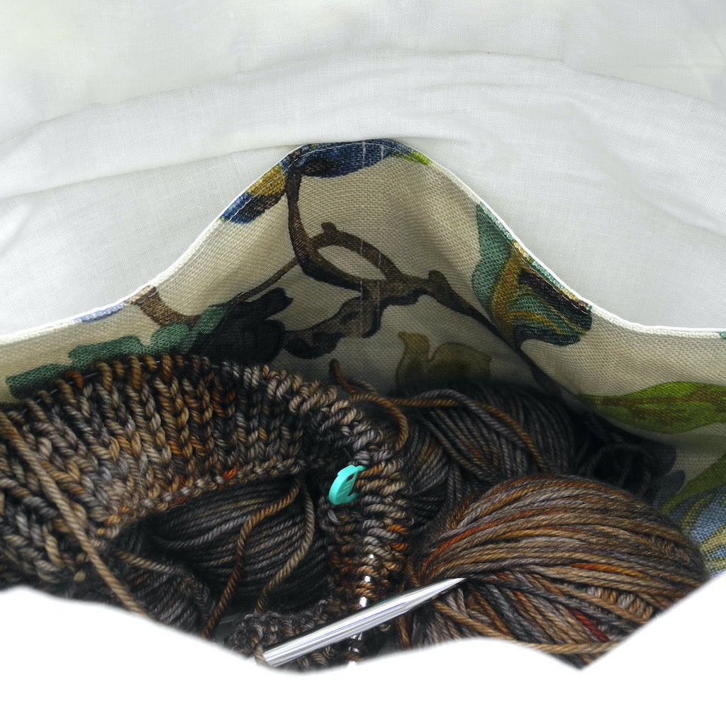 inside basket showing pockets and yarn