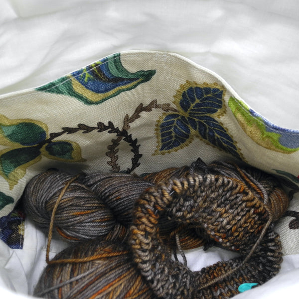inside basket showing pockets and yarn