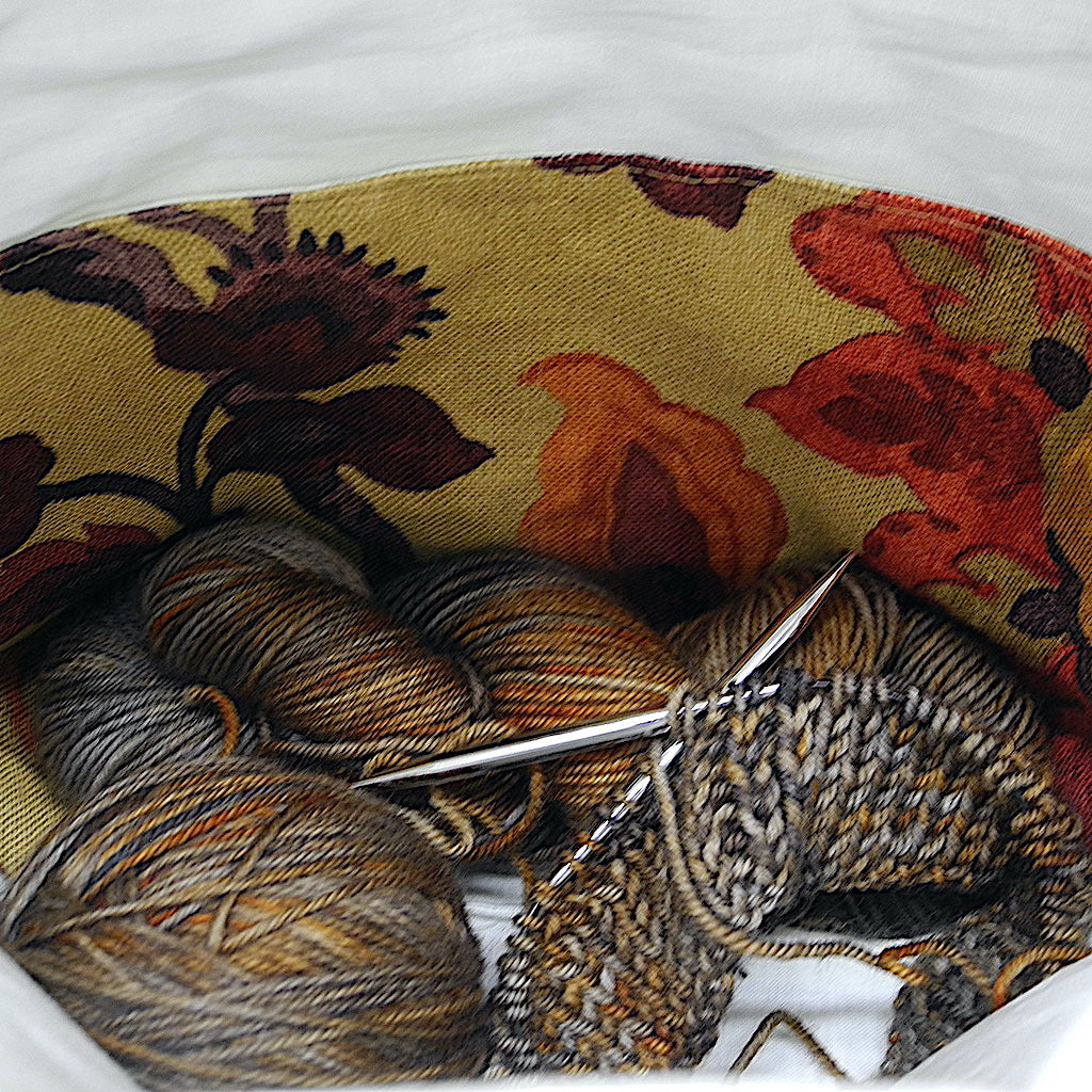 inside basket showing pockets and yarn