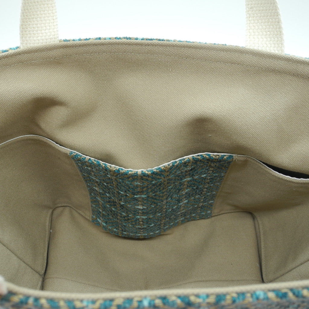 inside showing pockets