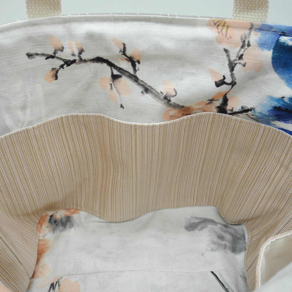Pocket Tote