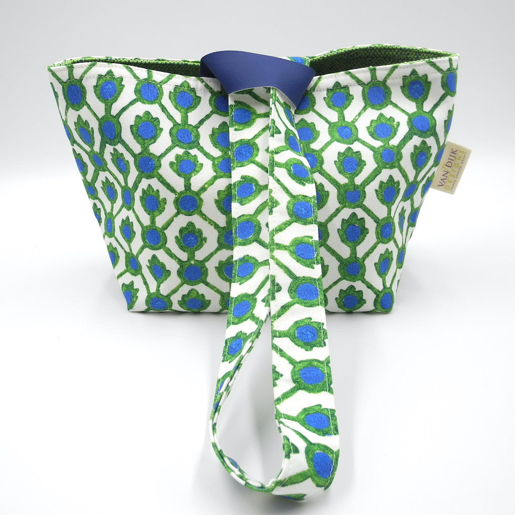 Knotty Tote